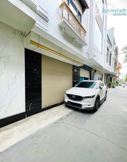 P Tuấn. 𝐒𝐢𝐞̂𝐮 𝐏𝐡𝐚̂̉𝐦 5 tầng Mặt Đường Đinh Nhu thông Nguyễn Công Hoà – Lán Bè