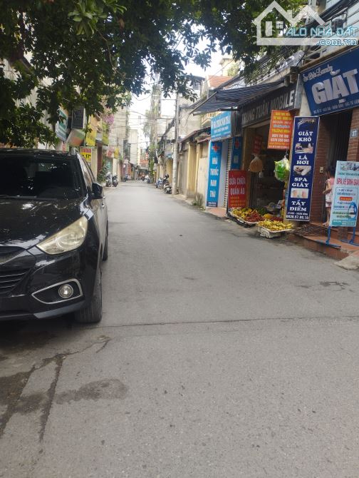 Phạm Văn Đồng,Cầu Giấy - Ô Tô - Thang Máy - 6 tầng 4 ngủ nhỉnh 8 tỷ