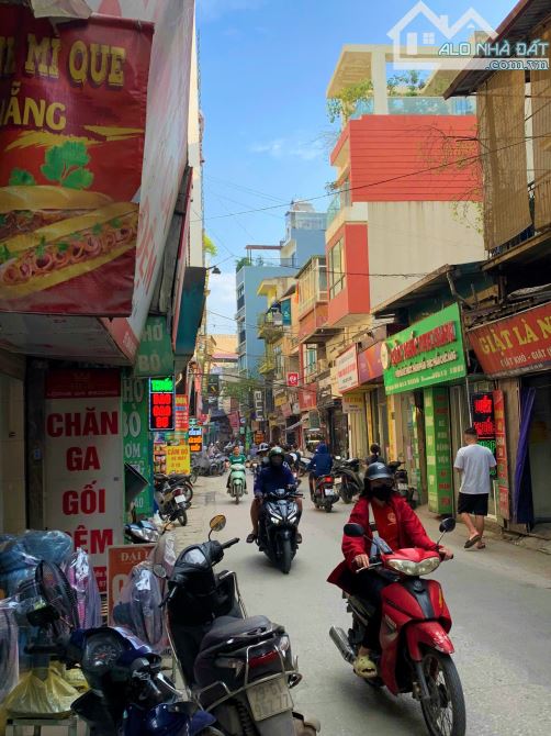 Bán gấp-5 tầng 35m đủ công năng.10m ra mặt phố