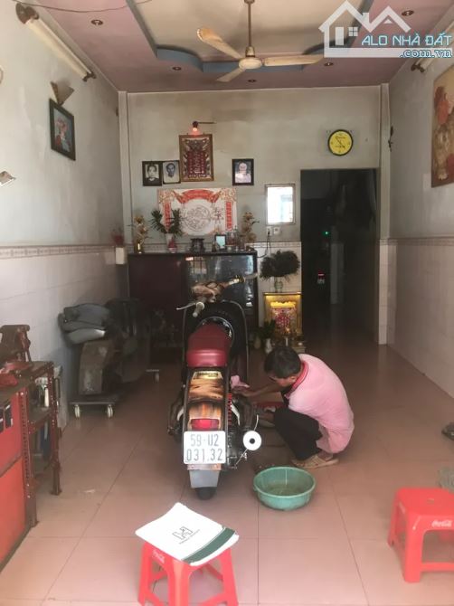 🔥 CƠ HỘI HIẾM! NHÀ 2 TẦNG CÓ SÂN RIÊNG LÊ HỒNG PHONG Q5 - GẦN Q1 - CHỈ 7 TỶ! 🔥