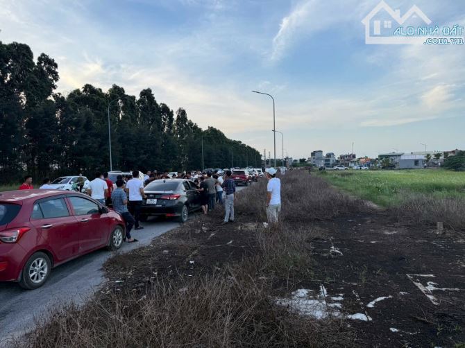 Đấu giá Tân Dân, Việt Hoà, Hải Dương đường nhựa thông 17,5m giá chỉ 2 tỷ 250tr