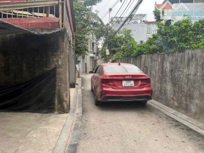 Bán đất Làng Chèm Liên Mạc 70m2 mặt ngõ thông, ô tô đỗ cửa giá 6,65 tỷ
