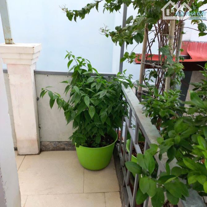 Bán nhà hẻm 3x17,5m Dương Bá Trạc Phường 1 Quận 8