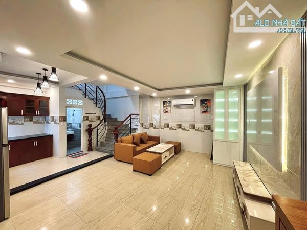 Bán NHÀ 4 TẦNG,  NGANG 6M, 2 XE TẢI TRÁNH, Dương Cát Lợi, Thị Trấn Nhà Bè, Giá chỉ 5.9 tỷ