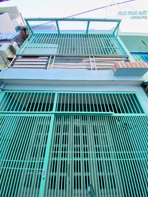 NHÀ 2 TẦNG TÂN BÌNH 3.9 TỶ: 4x8m, Lạc Long Quân, P10 - Hẻm 4m, yên tĩnh