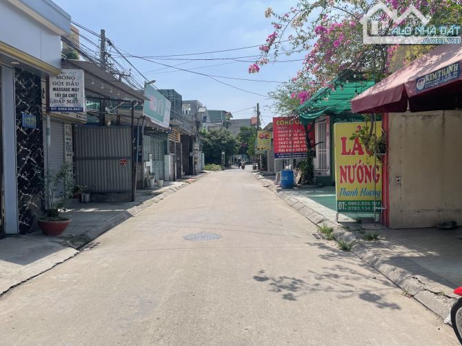 Lô Đông Nam siêu đẹp mặt đường Mỹ Tranh - Trương Văn Lực, Nam Sơn, An Dương giá hơn 3 tỷ - 1