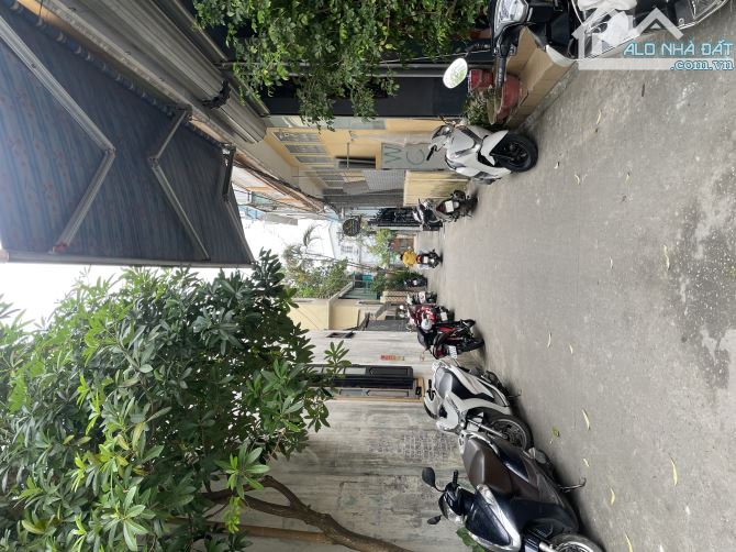 Bán homestay 3 tầng Nguyễn Công Trứ - 1