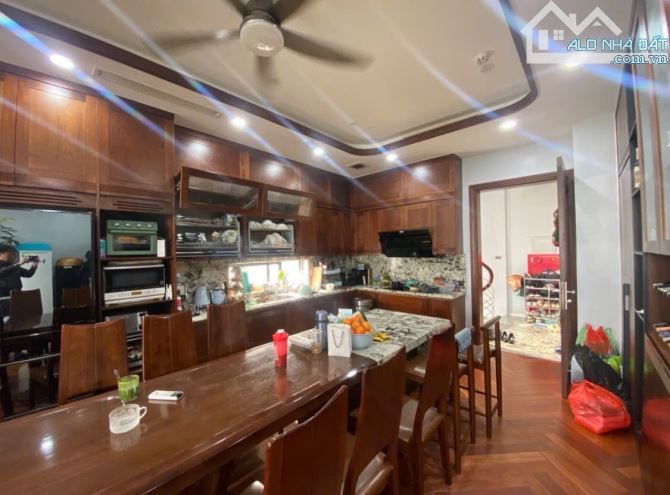 ĐỐC NGỮ BA ĐÌNH - Nhà đẹp 115m2 5 tầng 2 mặt ngõ sát phố,Ngõ ô tô tải tránh - 1