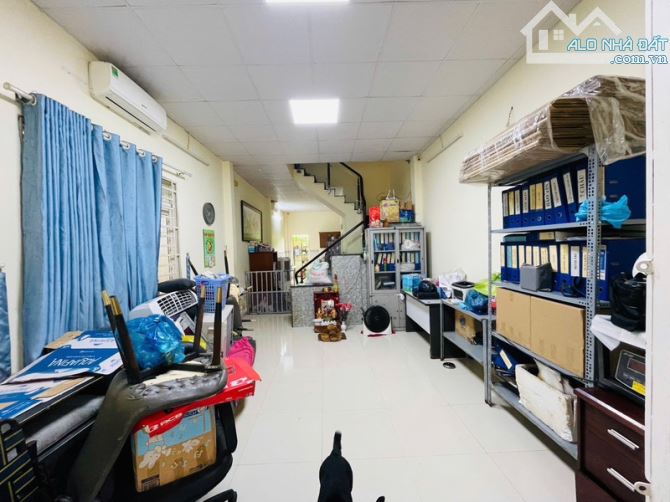 BÁN NHÀ ,THẠNH LỘC 15, QUẬN 12 - HƠN 104m2, NGANG 6.5M. GIÁ NHỈNH 5 TỶ. - 1