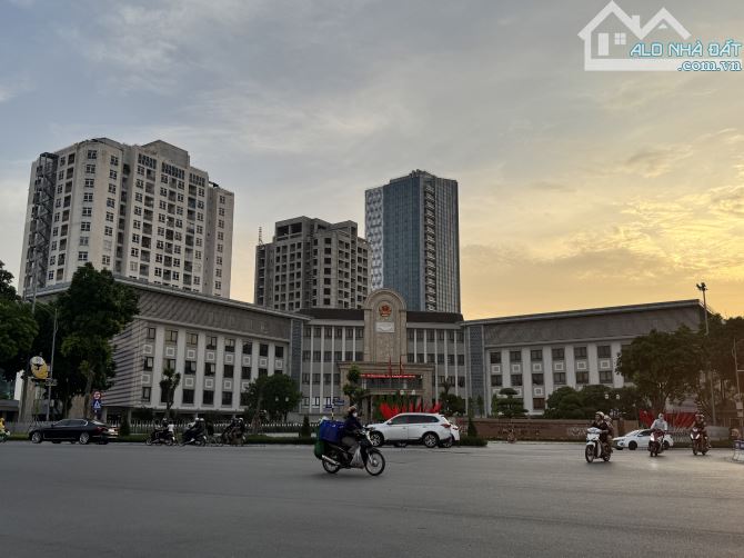 Chính chủ cần bán đất Xuân La, ô tô, gần Hồ Tây. Chỉ nhỉnh 31 tỷ - 1