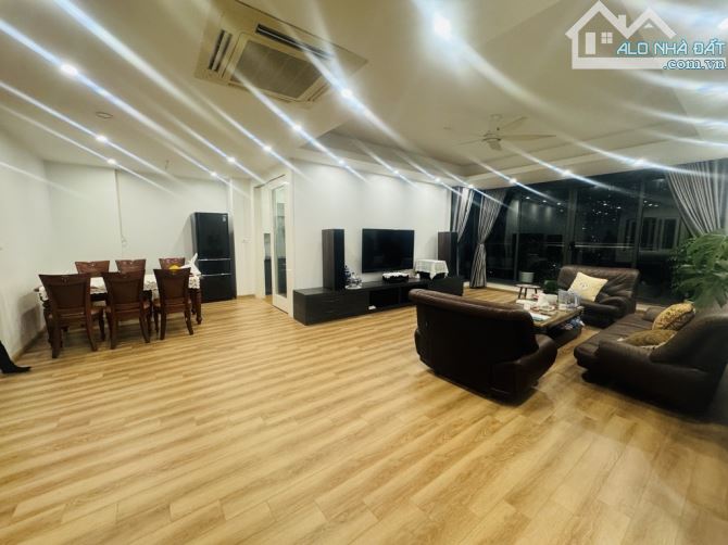 BÁN GẤP CĂN GÓC CC TSQ NGUYỄN VĂN LỘC, 225M/4 NGỦ- GIÁ NHỈNH 12 TỶ, FULL NỘI THẤT - 1