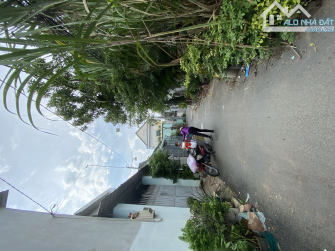🏡 NHÀ MT THỤT HÊM THÔNG 1286 ND TRINH - LT Q9 - 70m2 TC,  SHR VUÔNG, NHÀ C4 CÓ GÁC, 3PN, - 1