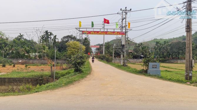 BÁN ĐẤT DT 860M2 (704 ODT) Ở THỊ TRẤN BA HÀNG ĐỒI, LẠC THỦY, HÒA BÌNH GIÁ CHỈ NHỈNH 2 TỶ - 1