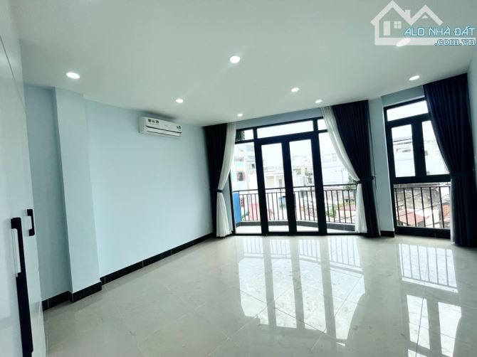 VỪA Ở VỪA KINH DOANH- MẶT TIỀN NGUYỄN KHUYẾN- BÌNH THẠNH- 40M- 5 TẦNG- 5X8- 9.99T - 1