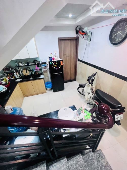 KHU VIP QUẬN 3, KỲ ĐỒNG 64M2 LÔ GÓC 2 MẶT TIỀN, NGANG 4M, 3 TẦNG, 5PN,VUÔNG A4, NHỈNH10 TỶ - 1
