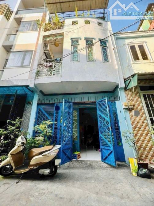 Bán nhà 2 lầu Trần văn ơn, quận tân phú, dt 4.5 x 10m, nở hậu đẹp 5m, 4pn 3wc - 1