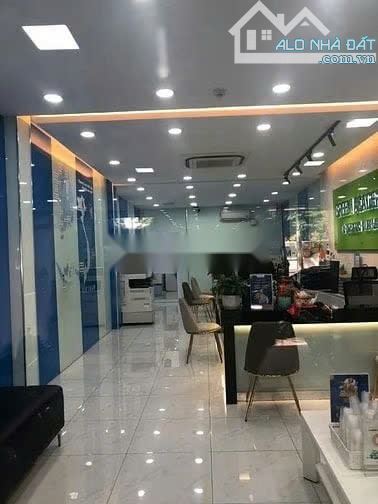 Cần bán MT kinh doanh 31 Nguyễn Bỉnh Khiêm, P. ĐaKao, Quận 1 - 1