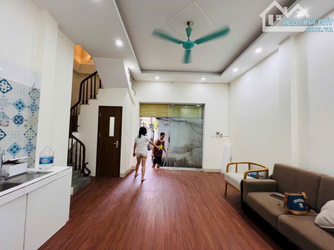 CĂN NHÀ MỚI DUY NHẤT TẠI KĐT MỖ LAO, HÀ ĐÔNG - THANG MÁY NHẬT XỊN ÊM  💎 Diện tích: 40m² x - 1