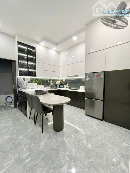 Nhà mới, ở ngay 4x14m - gần Bệnh viện Hồng Đức, Thống Nhất, Phường 10, Gò Vấp chỉ 5.xx tỷ - 1