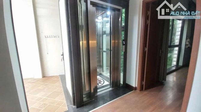 Siêu phẩm Bồ Đề 90m,4 tầng,mtien rộng,thang máy,dg rộng ôtô thông Hồng Tiến,chỉ hơn 16 tỷ - 1