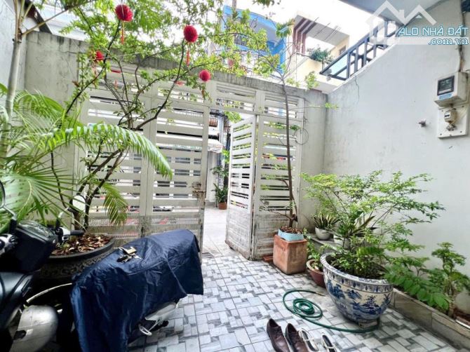 Bán nhà Tân Phú-Hẻm ô tô 7M-Giáp Tân Bình-Khuông Việt-P.Phú Trung-95m2-4,4x22-3tầng - 1