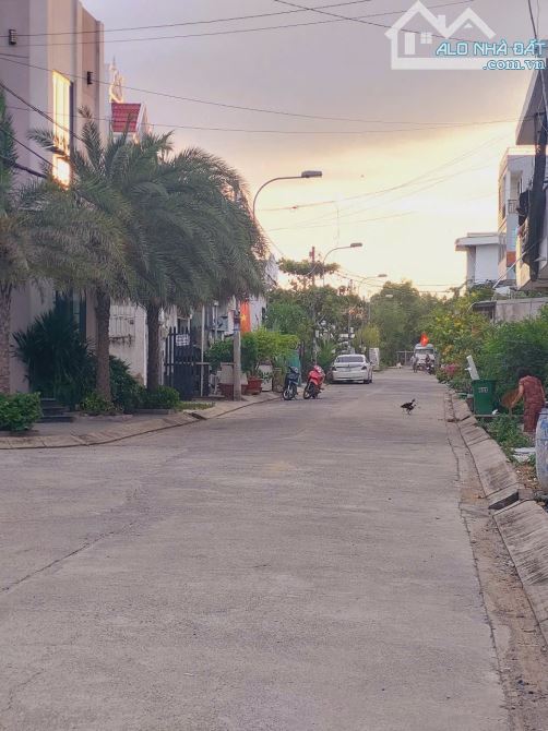 200m2 Thổ cư ngang 15m, đường trước nhà 10m.gần lối dẩn lên cao tốc Long Thành - 1