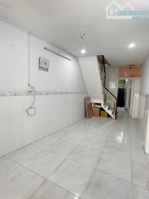 BÁN NHÀ 2 TẦNG - 2 MẶT HẺM ĐƯỜNG NGÔ GIA TỰ, Q10 - DTCN 41M2 - GIÁ 5,9 TỶ - 1