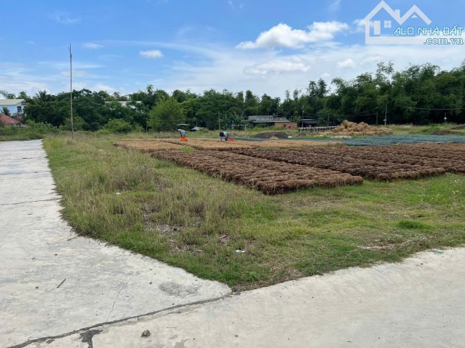 Bán đất khu đấu giá lô góc mặt tiền đường Nguyễn Cụ P. Ninh Đa Ninh Hoà - 1