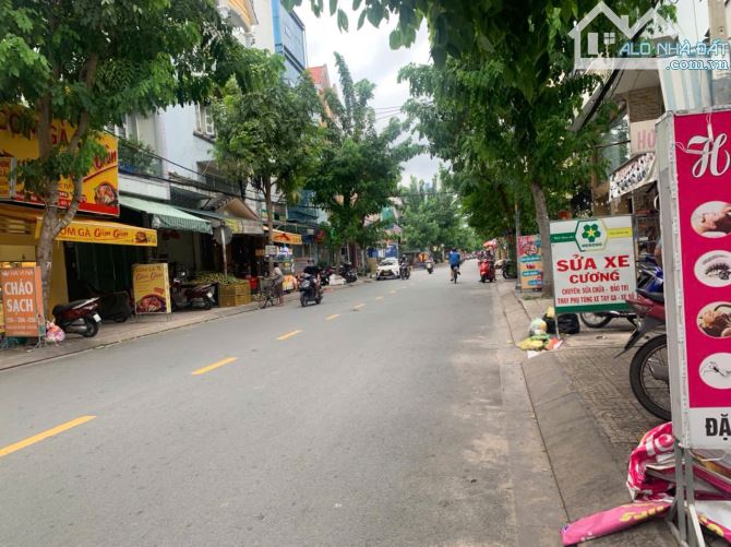 Mặt tiền Phạm văn bạch- gần chợ DT 4x15m có lửng ĐCT 15tr. Giá chỉ 10.2 tỷ TL - 1