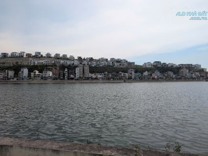 BÁN LÔ ĐẤT ĐẸP XÂY KHÁCH SẠN MẶT ĐƯỜNG HÙNG THẮNG VIEW HỒ DỰA NÚI VỊ TRÍ ĐẮC ĐỊA, - 1