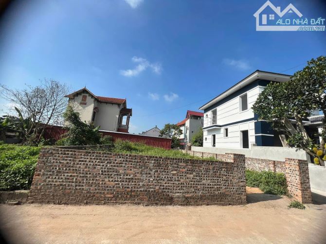 Bán lô góc quán trach 166m Hàng chia lô siêu hời. Giá chỉ 47tr/m. Cách trục kinh doanh 20m - 1