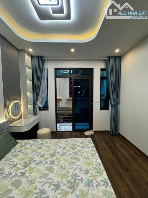 KHƯƠNG HẠ - NGÕ THÔNG 3 GÁC TRÁNH FULL NỘI THẤT 34m2 5 tầng mt 3.5m Giá 7.75 tỷ - 1