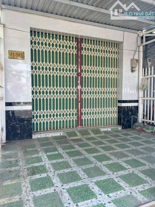 Siêu Phẩm Hàng Ngộp Giá tốt 700triệu Tân Thới Nhì Hóc Môn Sổ Hồng Riêng 90m2 bao phí - 1