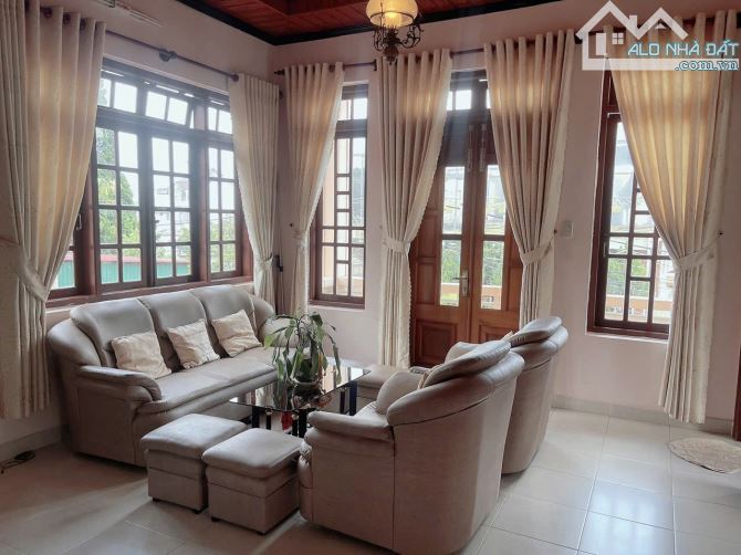 Bán nhà trung tâm Đà Lạt 227m2 full thổ cư đã hoàn công đường nhựa rộng khu tiện ích - 1
