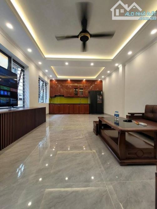 Bán nhà phố Hoàng Như Tiếp, Long Biên, 6 tầng thang máy, full nội thất – Nhỉnh 11 tỷ - 1