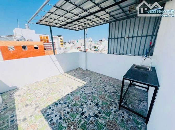 Bán nhà CHDV 6 phòng, thu nhập 21 triệu/tháng, hẻm xe hơi, chỉ hơn 4 tỷ 5 thương lượng - 1