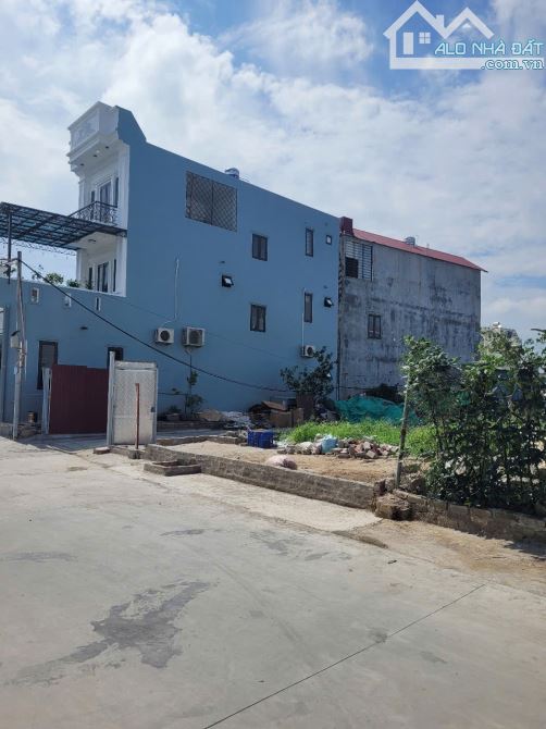 Bán đât ở chung cư Cách Hạ Nam Sơn An Dương 67 m2,2,3 tỷ - 1