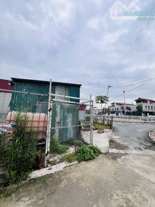 BÁN ĐẤT KIÊU KỴ GIA LÂM-VIEW HỒ- Ô TÔ 7 CHỖ THÔNG-7 CHỖ VÀO NHÀ-60m2-MT4m-4,2 tỷ. - 1