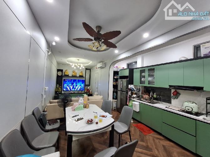 LÔ GÓC - 3 MẶT THOÁNG - NGÕ 396 XÃ ĐÀN - 1