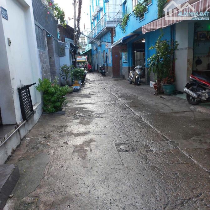 Bán nhà hẻm 3x17,5m Dương Bá Trạc Phường 1 Quận 8 - 1