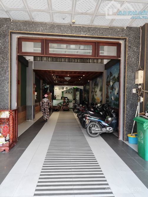 🏤 VỊ TRÍ VÍP – GÒ VẤP DƯƠNG QUẢNG HÀM – KHÁCH SẠN 7 TẦNG, THANG MÁY – DÒNG TIỀN 1 TỶ/NĂM - 1