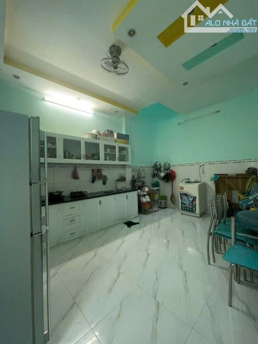 Bán nhà hẻm 4m 4x18m Dương Bá Trạc P1 Q8 - 1