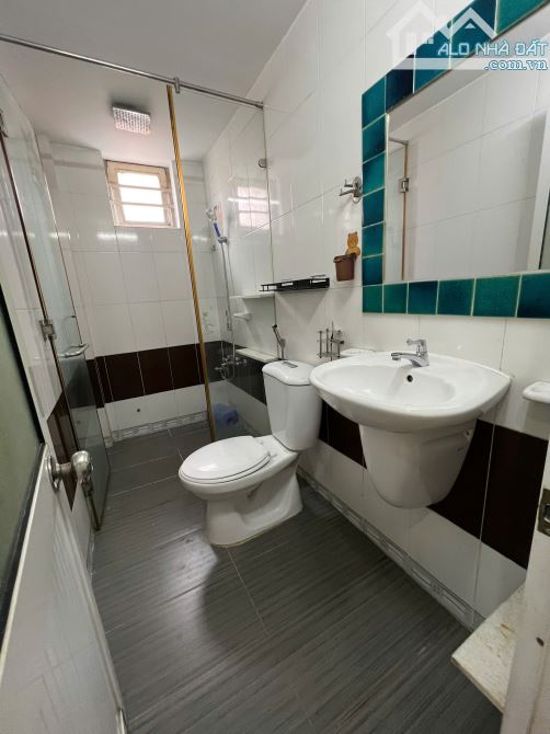 Hàng hiếm P26 Bình Thạnh 4x17m CN 64m2 xe hơi đậu trong nhà HĐT 15tr/tháng gía rẻ  8.4 TỶ - 13