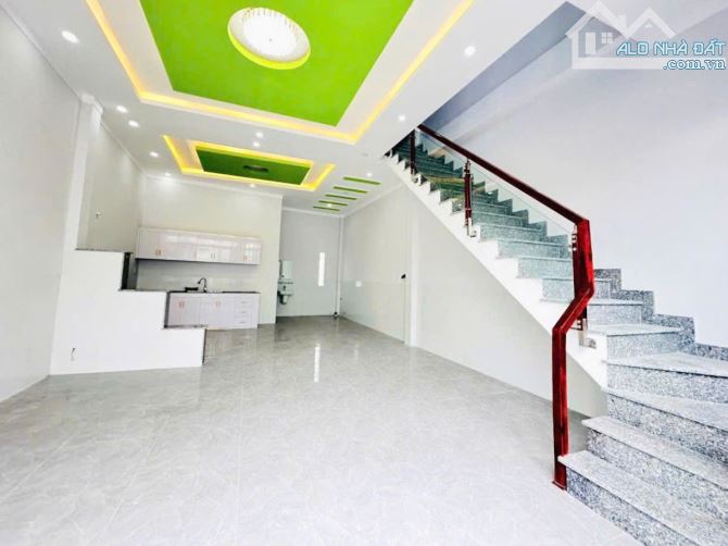 Nhỉnh 2tỷ TL_Bán nhà 1trệt 1lầu gần đường Bùi Hữu Nghĩa ô tô tận nhà, Chợ P.Tân Vạn - 2