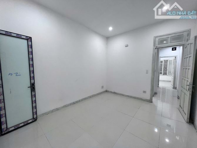Bán Nhà! Lạc Long Quân - Tây Hồ - Ô Tô Đỗ Cửa - KD - 50M2 - Nhỉnh 11 Tỷ - 2