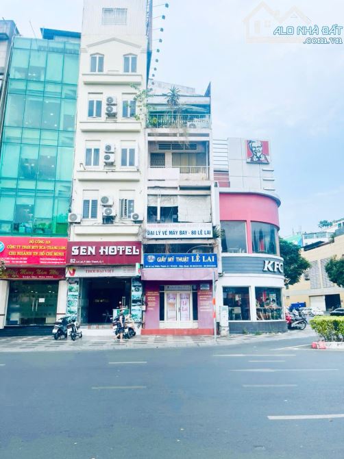 Duy Nhất 1 Căn Nhà Mặt Tiền Ngay Chợ Bến Thành Q.1 - 4x20m - 4 tầng - giá chỉ 66 tỷ. - 2