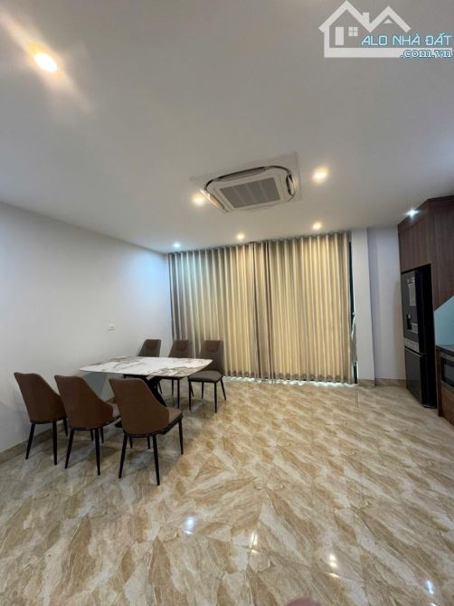 NHÀ LÔ GÓC KIM MÃ ĐỘI CẤN BA ĐÌNH 17TỶ 40M 6T MT 11M VỈA HÈ RỘNG KINH DOANH ÔTÔ TRÁNH - 2