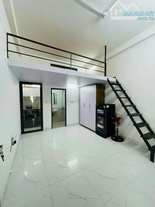 Bán toà CC Mini Nguyễn Văn Trỗi, dt 89m2, 6t, mt 6.7m. Giá 21.5 tỷ. 20 phòng , thu 100tr|t - 2
