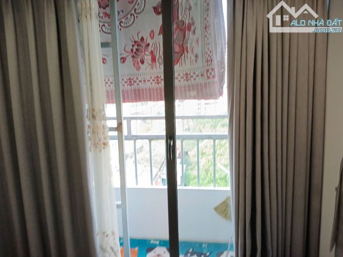 BÁN NHÀ TẬP THỂ TẦNG 4- GIẢNG VÕ-BA ĐÌNH- 65m2-2PN-3 TỶ - 2