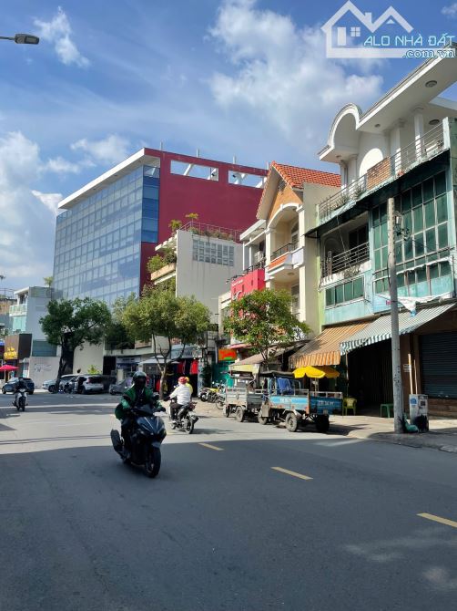 Nhà phố dòng tiền hơn 400m2 sàn – Ngay mặt tiền trục xương sống Q10 - 2